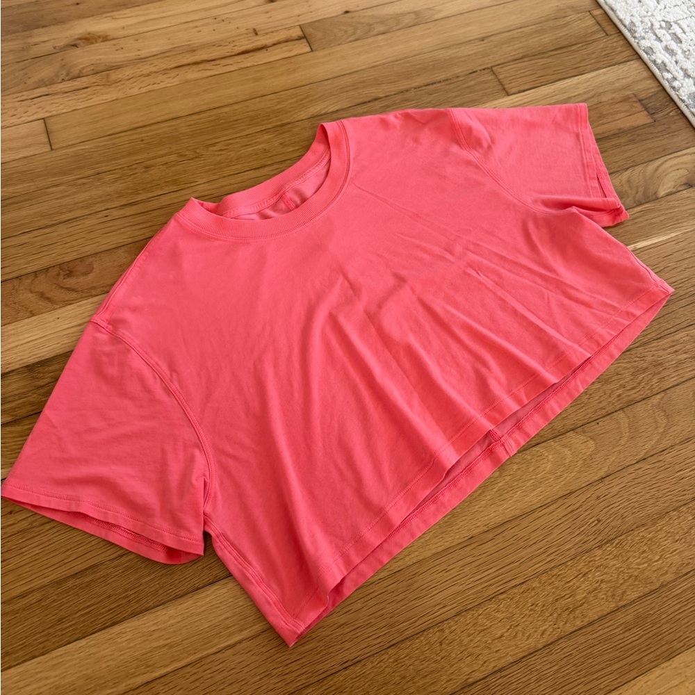 LULULEMON Raspberry Cream Cropped T-Shirt